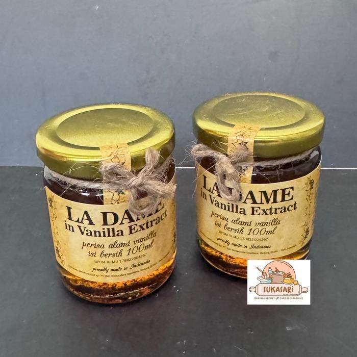 

La Dame Vanilla extract 100 ML Perisa Alami Vanilla Vanilli extract Halal