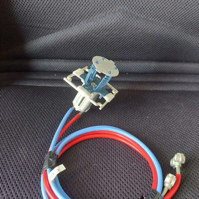 antena kathrein terpasang reflektor dan kabel teflon 90cm