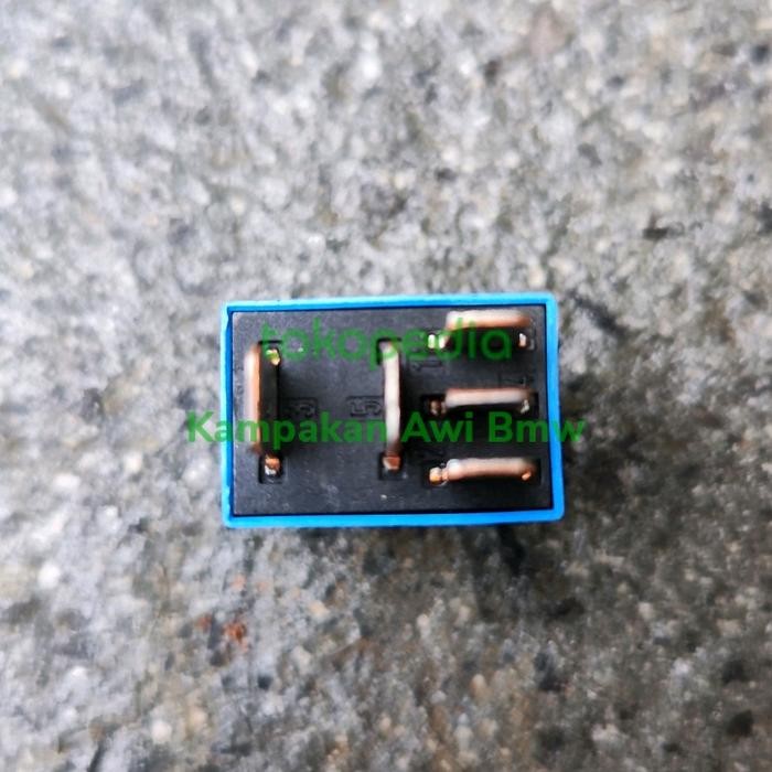 relay hijau wiper bmw e70 e82 e90 f10 - Biru Sparepart