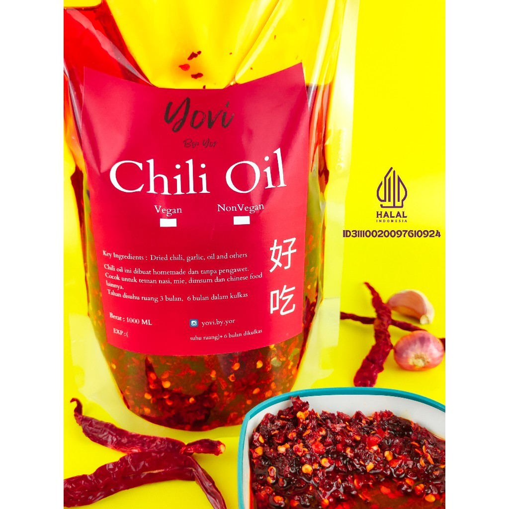 

Chili Oil Yovi With Crunchy Garlic 1 Liter (Vegan/Non Vegan)