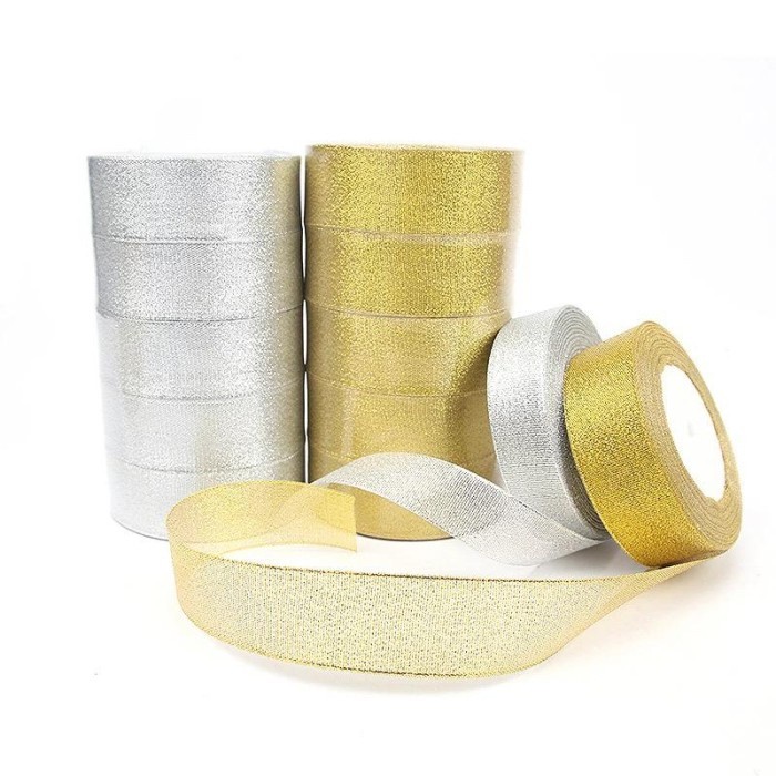 

BARU TERLARIS ANEKA PITA PEMBUNGKUS MODEL GLITTER GOLD AND SILVER 1 ROLL PANJANG 22M DEKORASI KOTAK HAMPERS KEKINIAN tt0