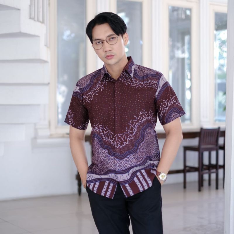Motif Usman Warna Maron Bergundi Kemeja Batik Pria Slimfit Lengan Pendek Lapis furing Baju Batik Pri