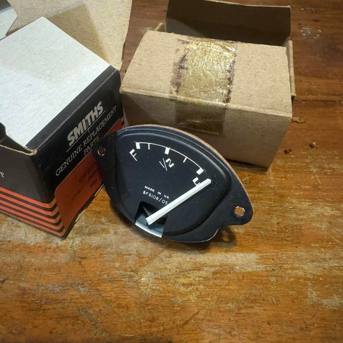 Fuel meter mobil Landrover seri