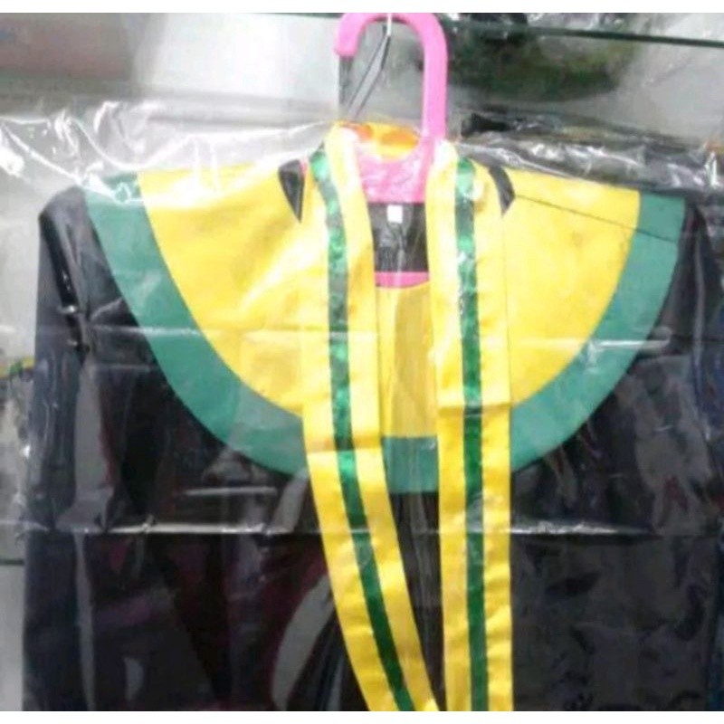 

Toga SMP, SMA dana MAHASISWA SATU SET Termurah Kekinian