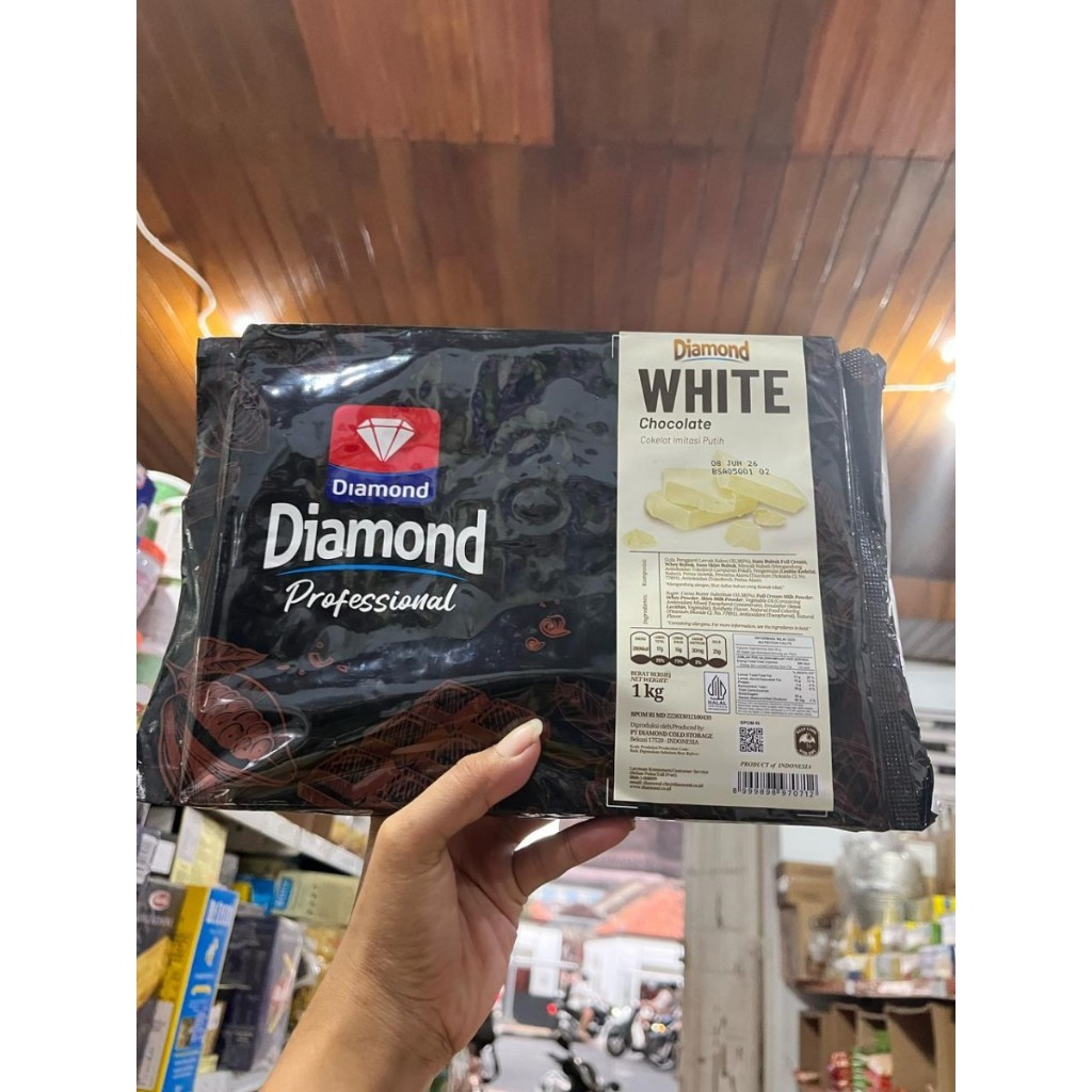 

White Chocolate Compound Diamond / White Coklat Diamond - 1 Kg