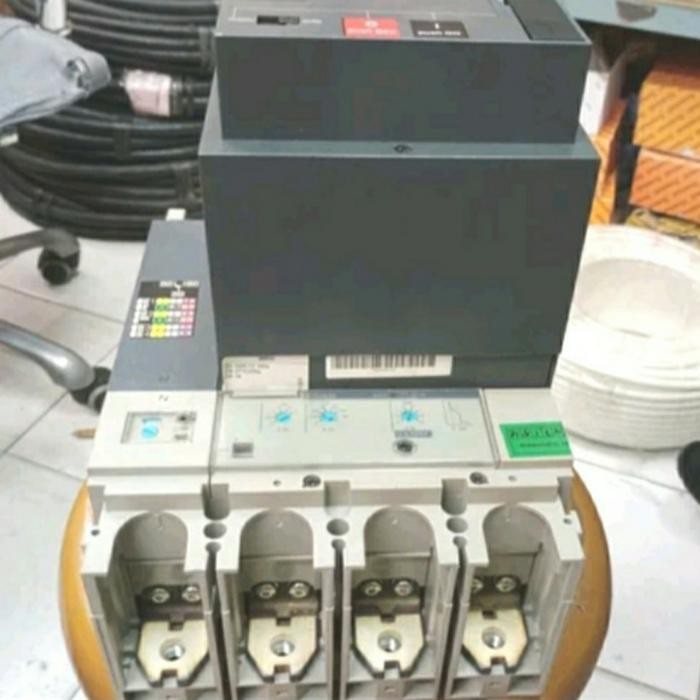 Mccb NS400N 4P 400A + Motorized Merlin Gerin Original