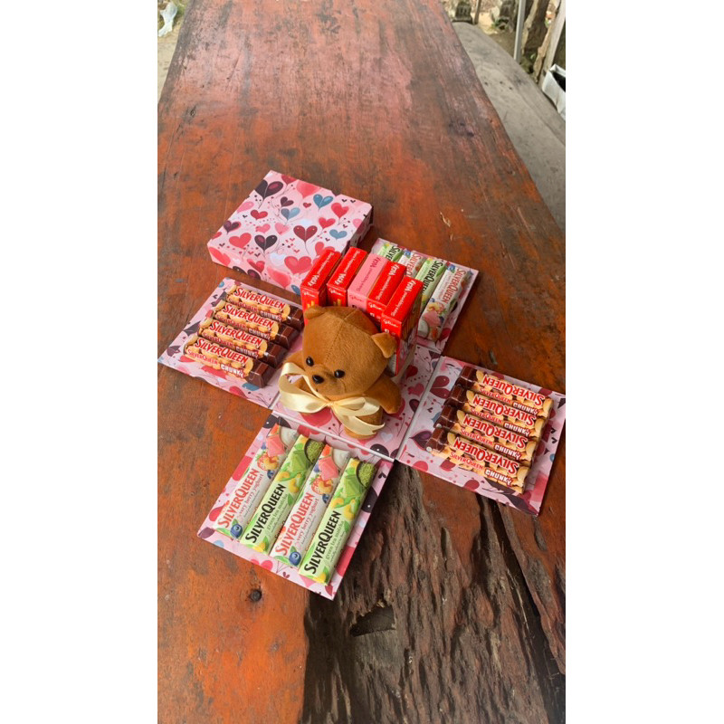 

TERLARIS Surprise Gift Box Cokelat Silverqueen Boneka Tedy Bear