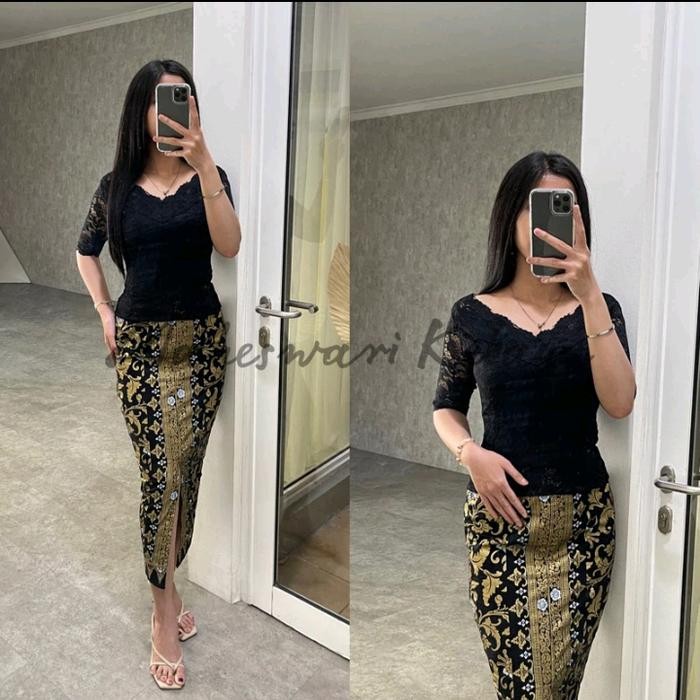 

Kebaya Bali Set / Kebaya Modern / Kebaya Kutubaru - L