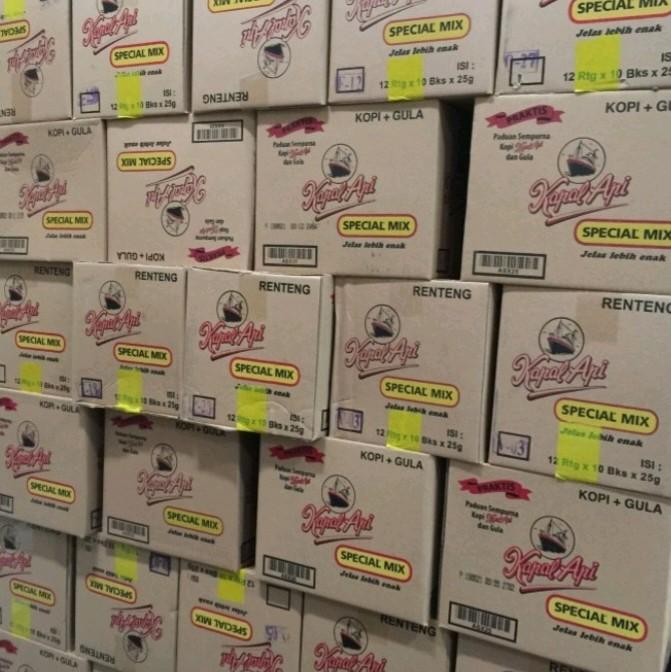 

(OFFICIAL MANTAP) Kapal Api special mix plus gula per 1 dus(ORN) Coffee Kopi Robusta
