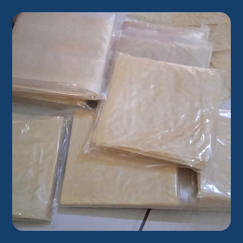 

TERBARU Kulit tahu Halal Tawar Uk 10x10cm Isi 50 Warna Putih MUI HALAL