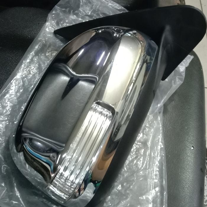 spion Toyota rush 2012 original