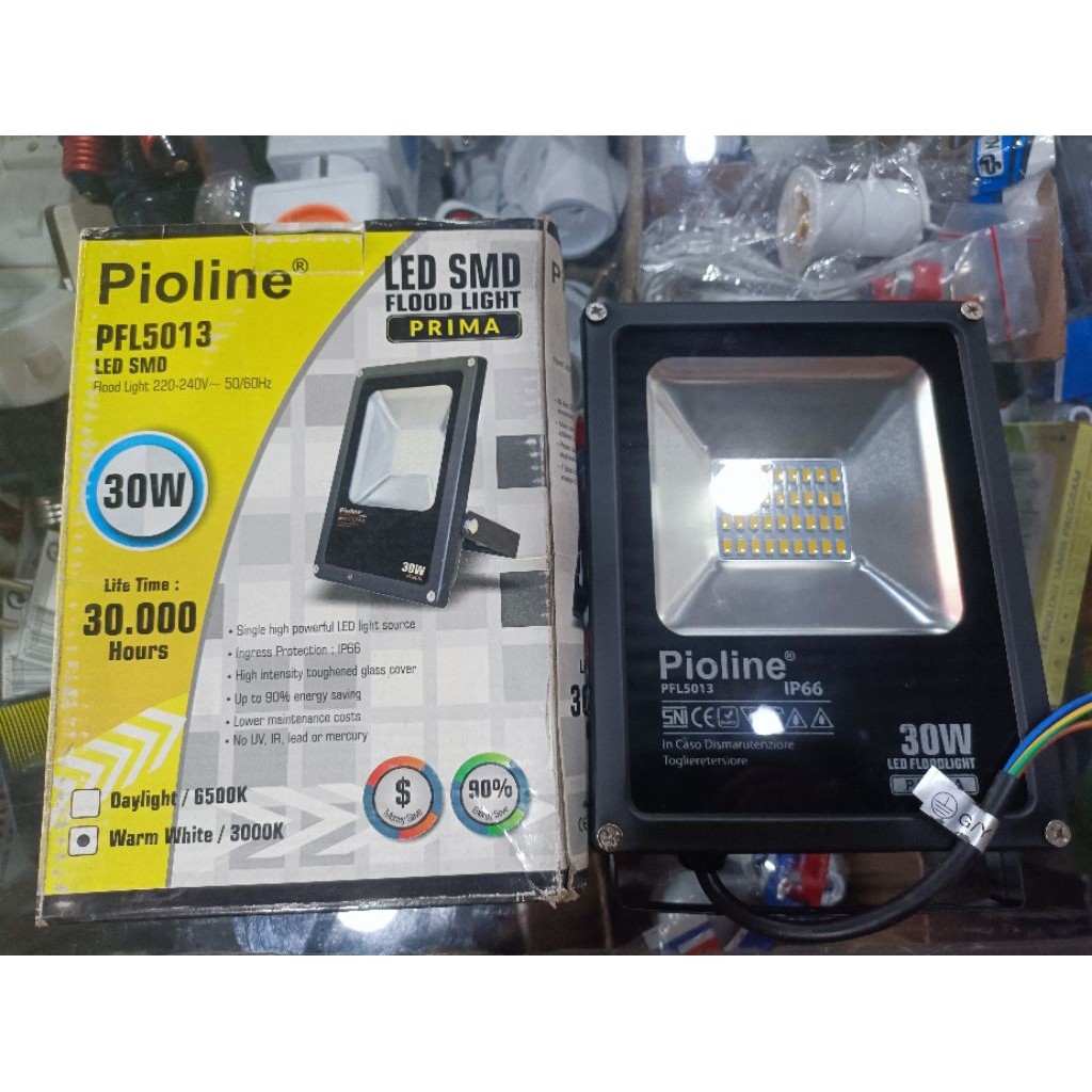 LAMPU SOROT LED FLOOD LIGHT PIOLINE PRIMA 30WATT IP66