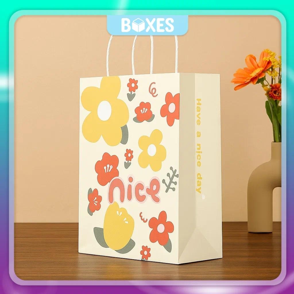 

Paper Bag Goodie Bag Tas Kado Hadiah Ulang Tahun Motif Bunga Daisy I AK02R5 - AK03R5