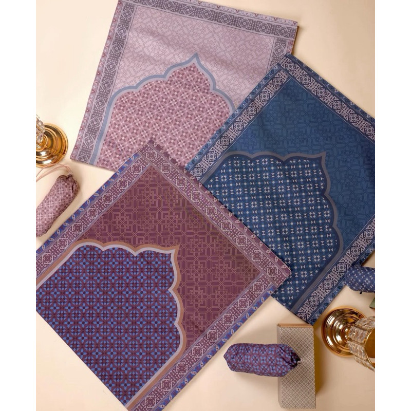 PROMO [FREE BOX+KARTU IDUL FITRI] Hampers Idul Fitri / Sajadah Travel Waterproof RAYA Ed/ Sejadah Tr