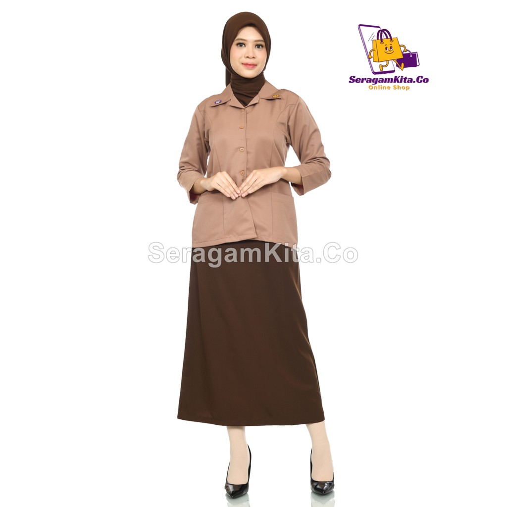 Seragam Pramuka Pembina Wanita – Tersedia Model Rok & Celana