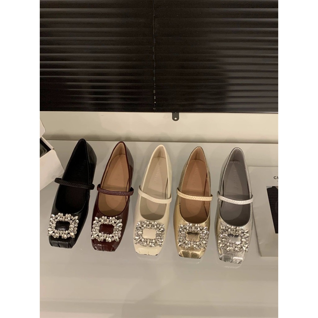 RV Shoes Size 35 Sepatu Wanita