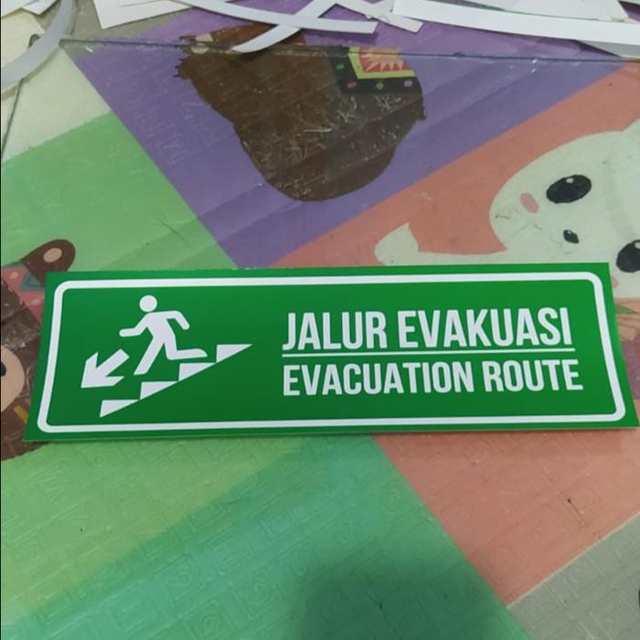 

Sign Jalur Evakuasi dua bahasa. Sticker dan akrilik 10cm x 30cm - Turun Kiri, Sticker