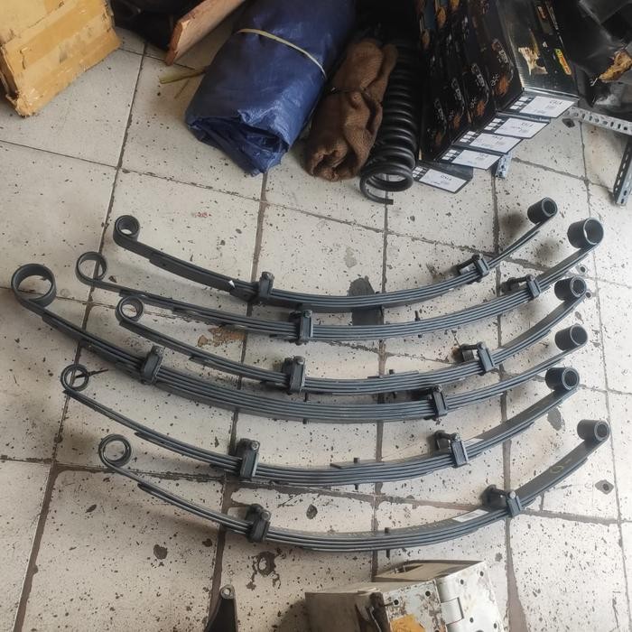 per belakang old man emu ome lift up 1,75inch Jeep cherokee XJ country top