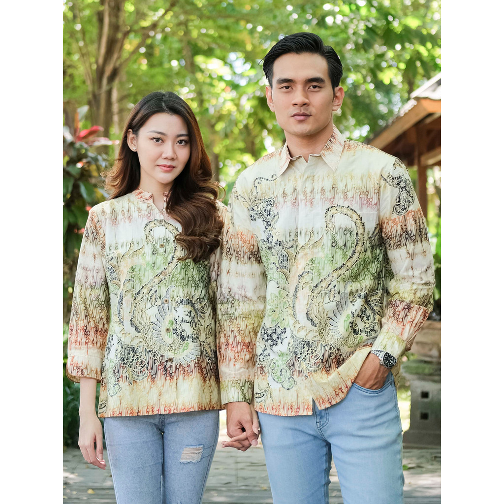 Batik Adyatma Sarimbit Set Couple Arimbi Orange - Kemeja Slim Fit Lengan Panjang & Blouse Digital Pr