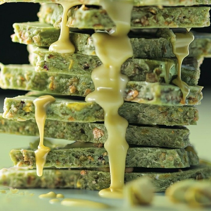 

Pipiltin Cocoa Chocolate Cracks - Kunafa Pistachio Crack