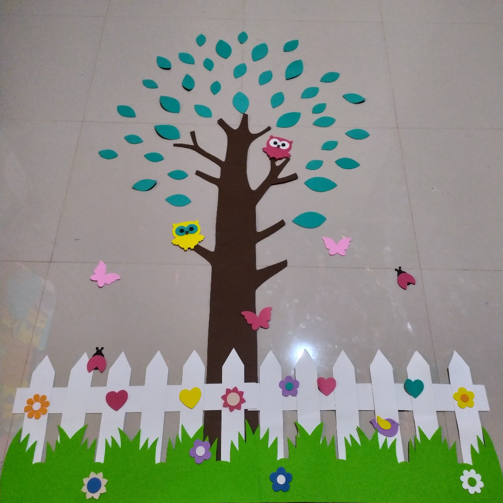 1 Set Hiasan Dinding Tempel Pohon dan Pagar Pojok Baca