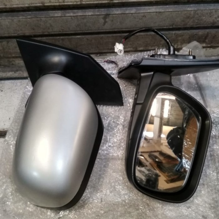 Spion Toyota Altis 2003