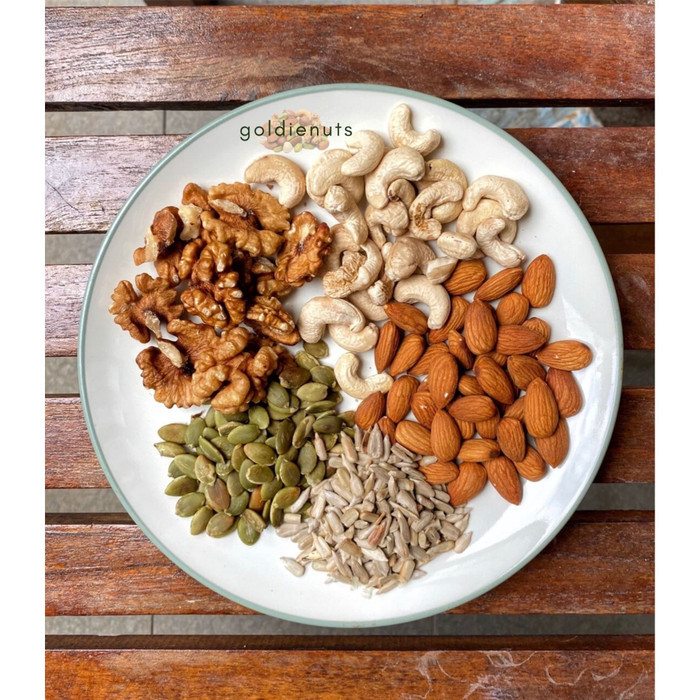 

HEALTHY TRAIL MIX NUTS SEEDS B 250 gram