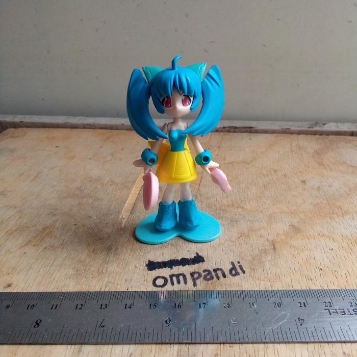 EO99 action figure anime girl biru