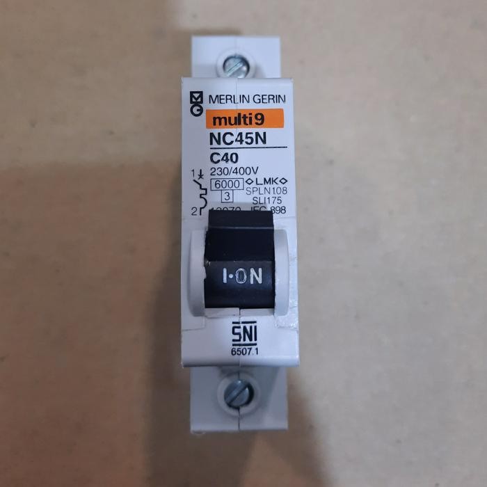 mcb nc45a 1p 40a merlin gerin