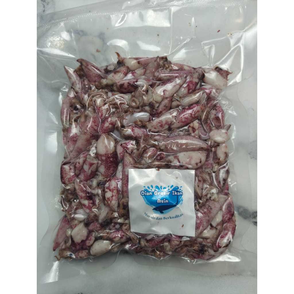 

Grosir Ikan Asin Dian - Ikan Asin Cumi Sontong Ukuran kecil Berat 500gram(cumi rebus)