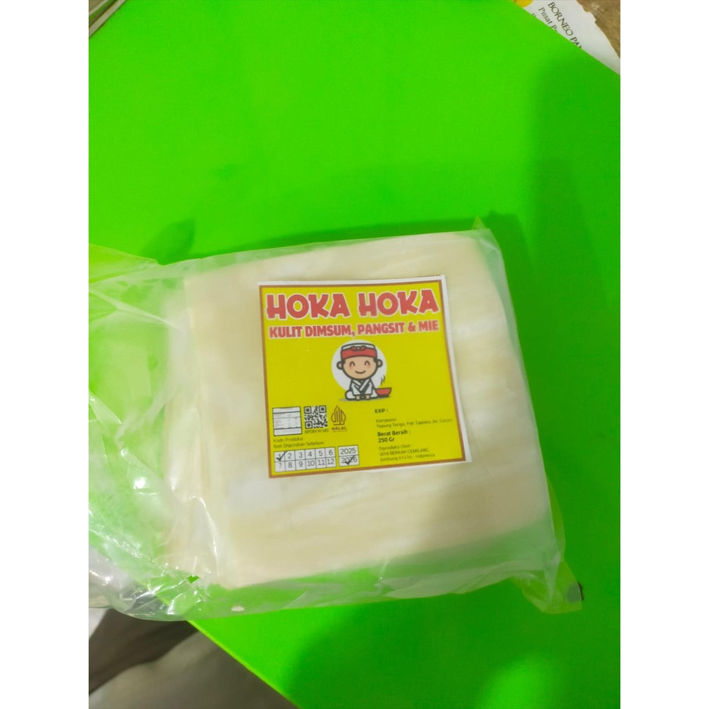 

KULIT PANGSIT 8X8 250 GR HOKA HOKA