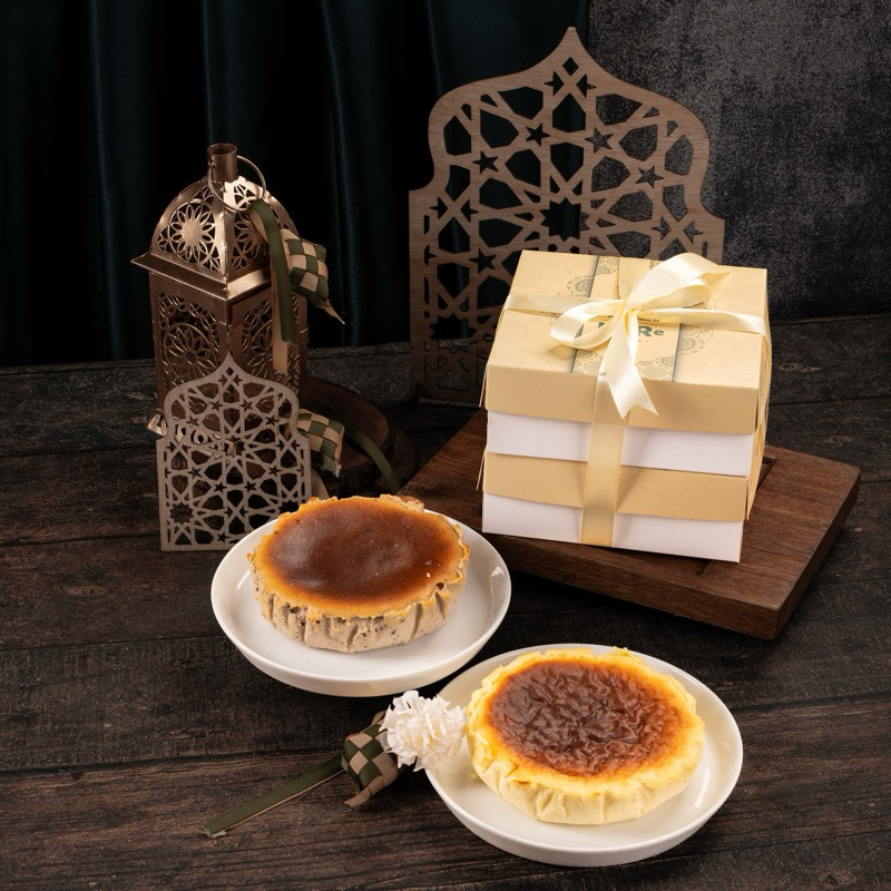 

TERLARIS [READY] Loure Cakery - Hampers Lebaran Idul Adha Affordable/ Termurah / Parcel Lebaran / Kue Lebaran / Parsel Lebaran / Instant / Sameday /Hampers Lebaran Murah