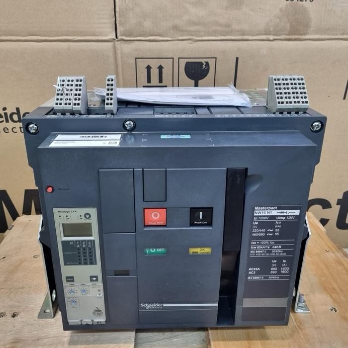 SCHNEIDER ACB NW10H13F2EH 3P 1000A 65KA FIXED MANUAL ACB NW10 1000A 3P