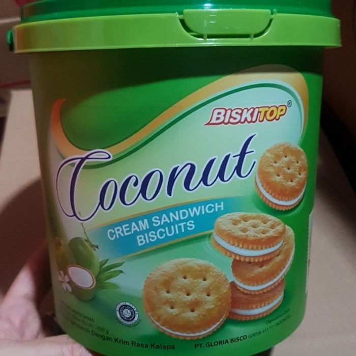 

Biskitop Coconut Sandwich 400gr/ Biskuit Kaleng Lebaran/ Biscuit