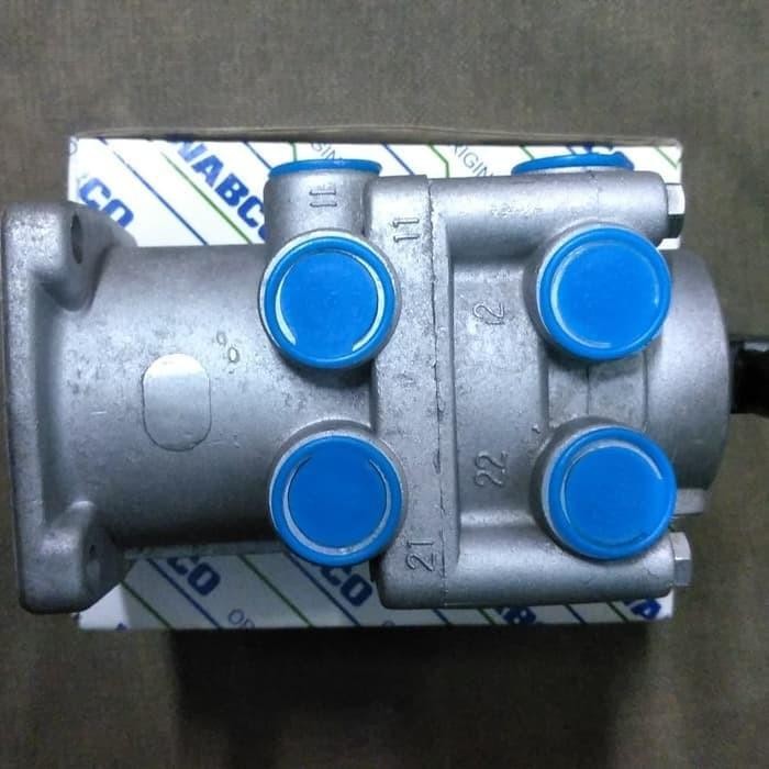 Foot brake valve 4613150080 TOP