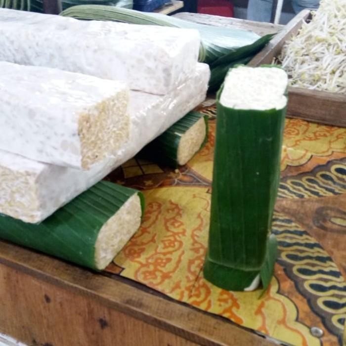 

Tempe Setengah Kotak ( di potong dua)