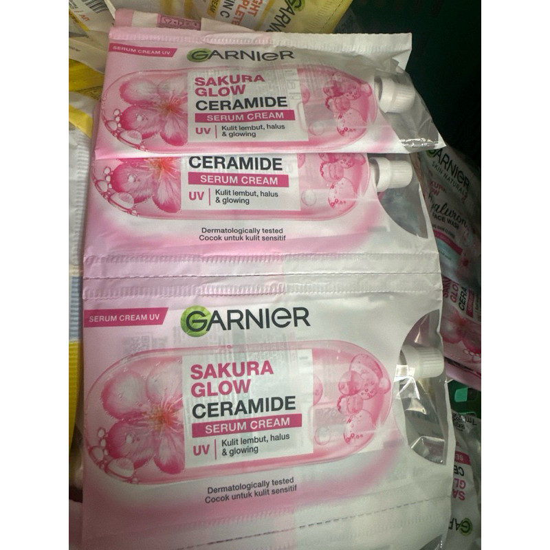 Garnier Serum Cream UV Sachet Krim Wajah (1 Renceng Isi 12)/ Hyaluron Facewash