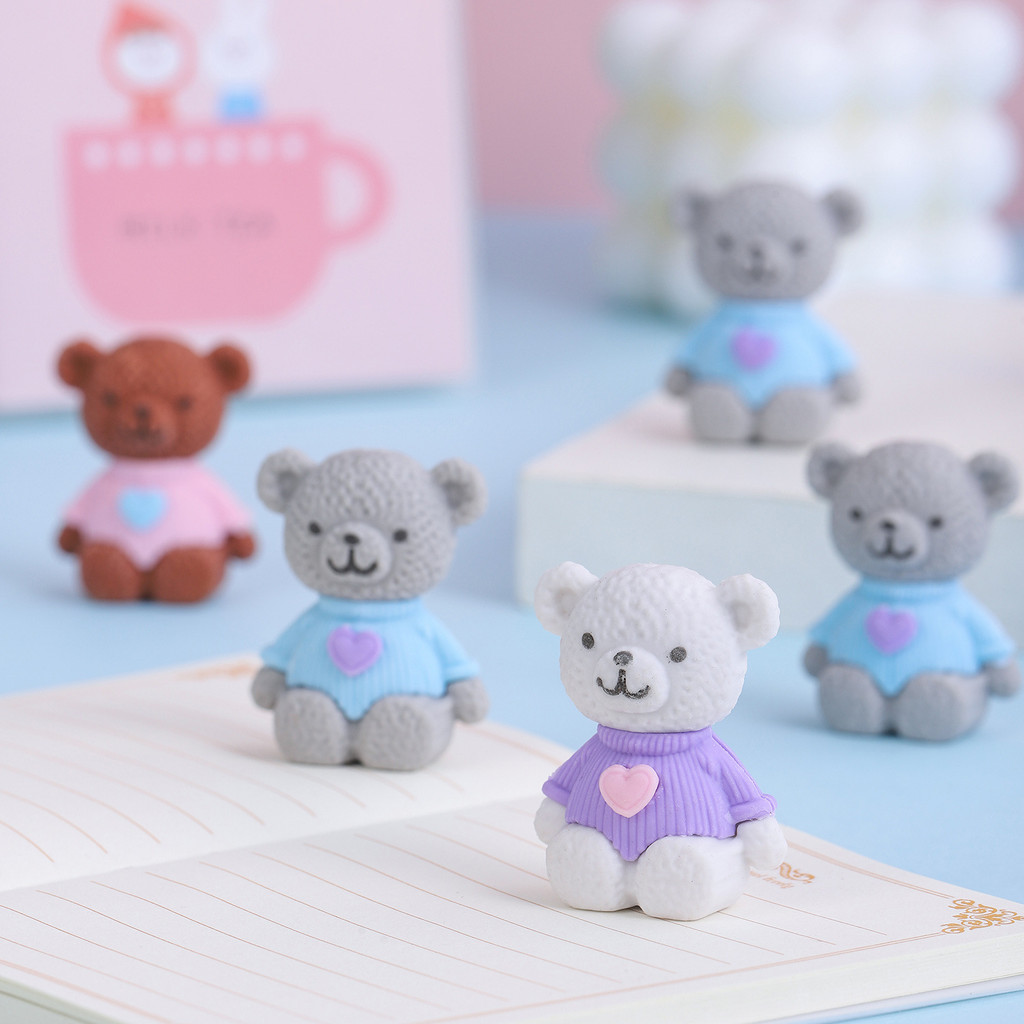 

4 Piece Cartoon Cute Bear Heart Rubber Eraser Novelty Stationery