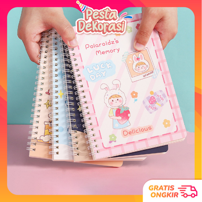 

PESTA DEKORASI S5908 Notebook Ring Motif Random A5 Buku Tulis Sekolah Isi 60 Lembar Buku Catatan Buku Diary