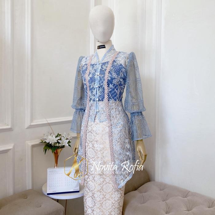 

NovitaRofia X Salavina Kebaya Modern Baju Outfit Kutu Baru Lebaran Brokat Hijab Muslim Kondangan Formal Viral Kebaya Wisuda dan Lamaran - Denim, S