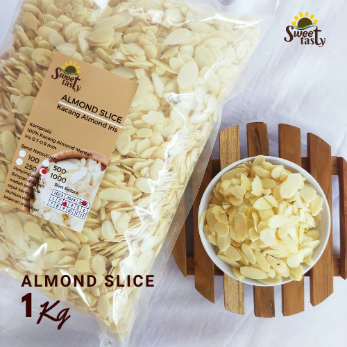 

Kacang Almond Iris Almond Slice - Roasted Almond Blanched Sliced 1 kg