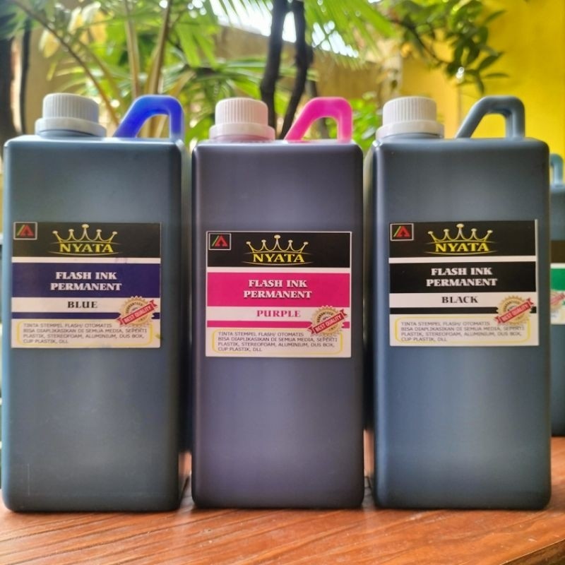 

TINTA PERMANENT FLASH /OTOMATIS MEDIA PLASTIK DLL. isi. 1 ltr