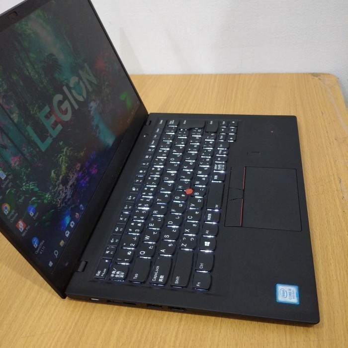 X1 Carbon 5th  ssd 255Gb i5 GEN7 ram 8gb SCREEN 14INCH