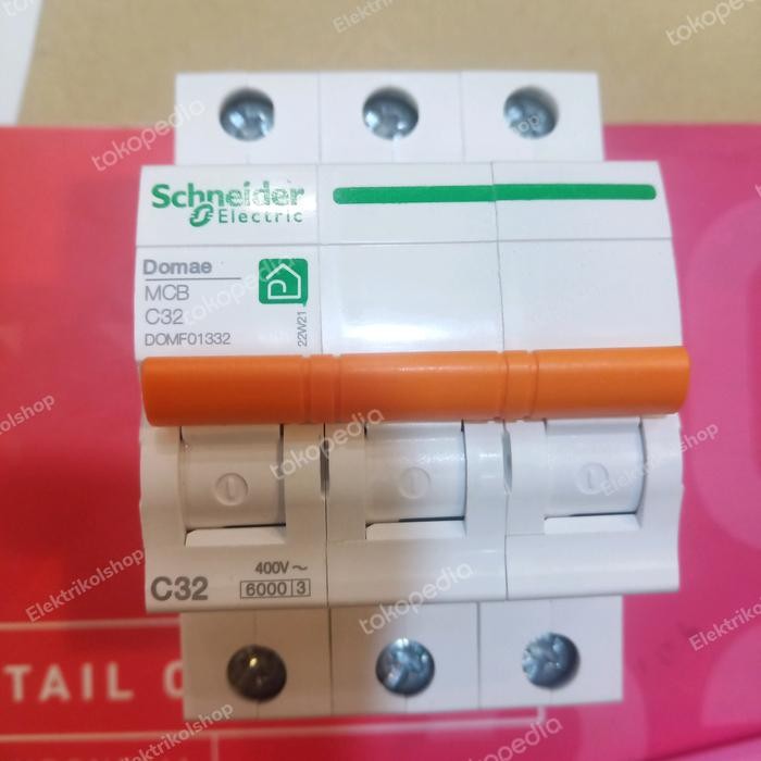 mcb 3phase 32a schneider