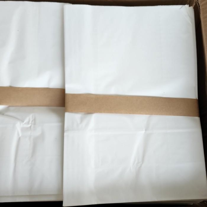 

Kantong Kertas 30 x 20 x 10 cm Coklat kraft paper bag SOS 12 W08 kraf - Putih