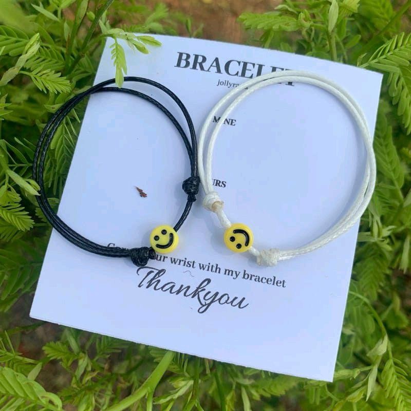 [ISI 2] Gelang Couple Korea Smile – Biar Jomblo Nggak Ikut Senyum-Senyum Sendiri    Gelang Couple Sm