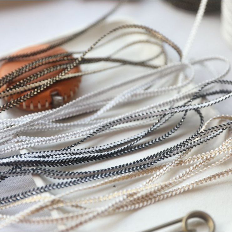 

3 Meters/lot Width 0.4cm Black White Knitted Braided Lace Trim Ribbon High Quality Lace DIY Crafts Sewing Accessories Fabric