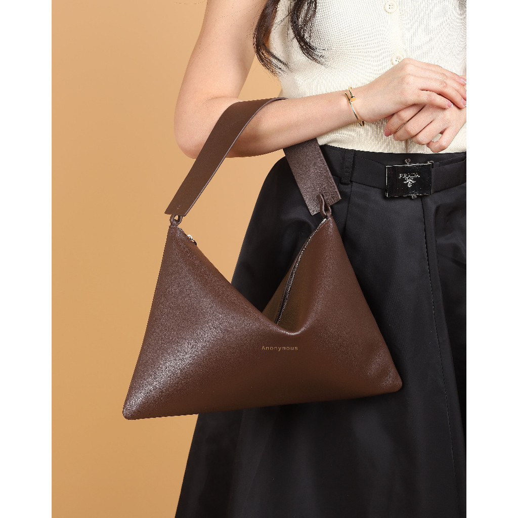 Anonymous Lucky Shoulder Bag 38 Swift Leather No Brand (Tas Kulit)