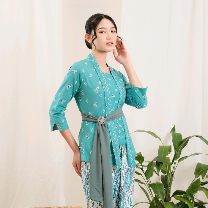 

Kebaya Kutu Baru Modern Batik Jumputan Kinasih Tosca By Khalisa Batik - XS