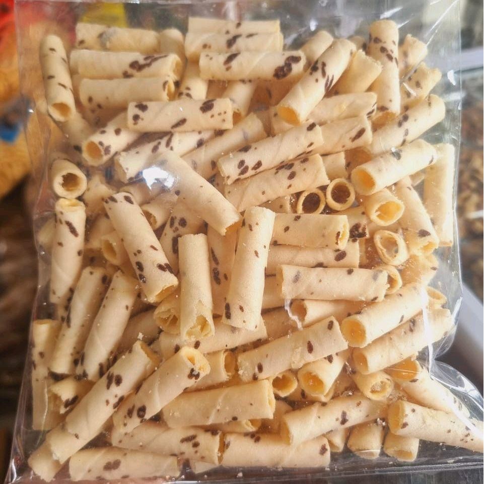 

ASTOR MINI VANILLA & COKLAT 250GR VALEO ROLL WAFER COOKIES CEMILAN KERING MAKANAN